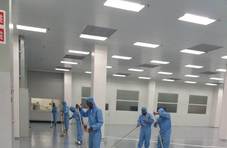 First Solar, Kulim: Thin-film solar fab: large-area conductive and chemical-resistant flooring.